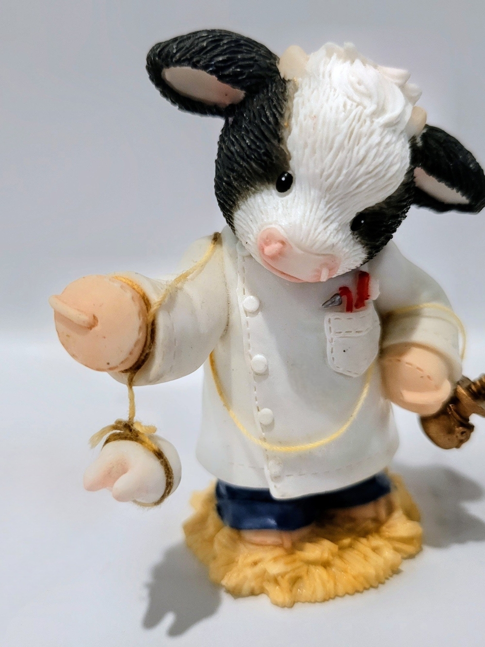 Enescos Mary Moo Moos Dentist Figurine